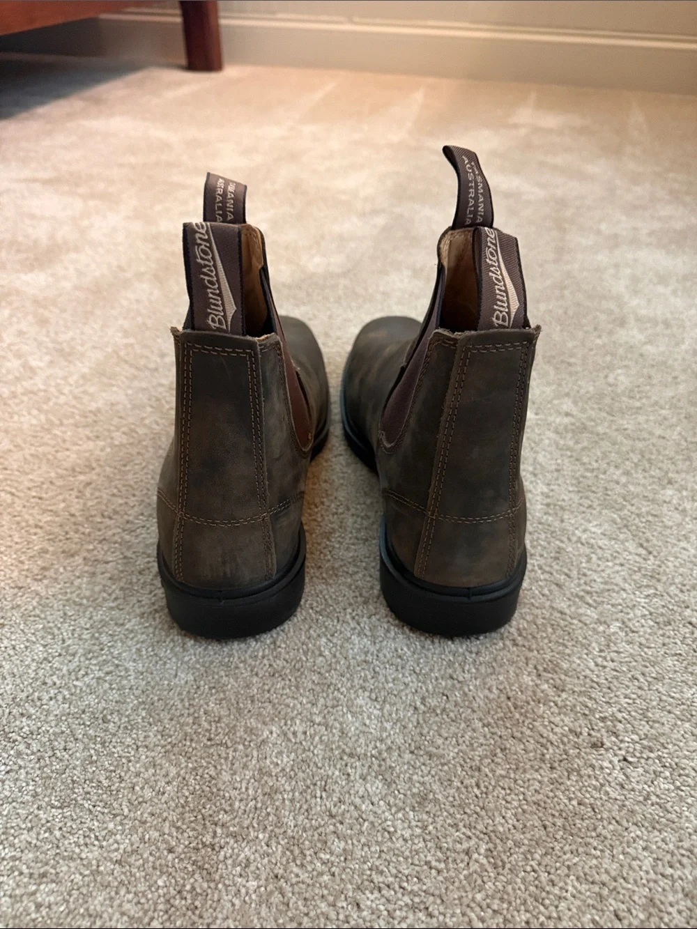 Blundstone Olive Brown Leather Chukka Boots - Brand new